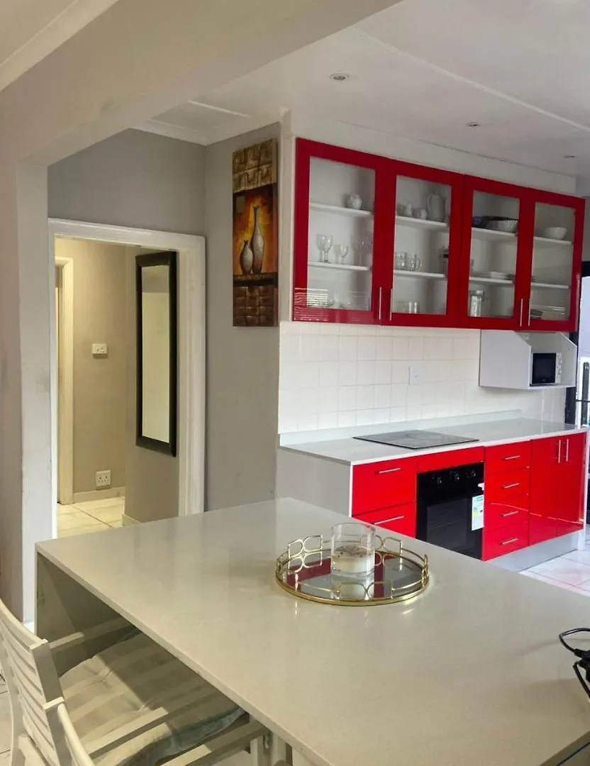 Apartment Aa Guest House Goodwood Cape Town